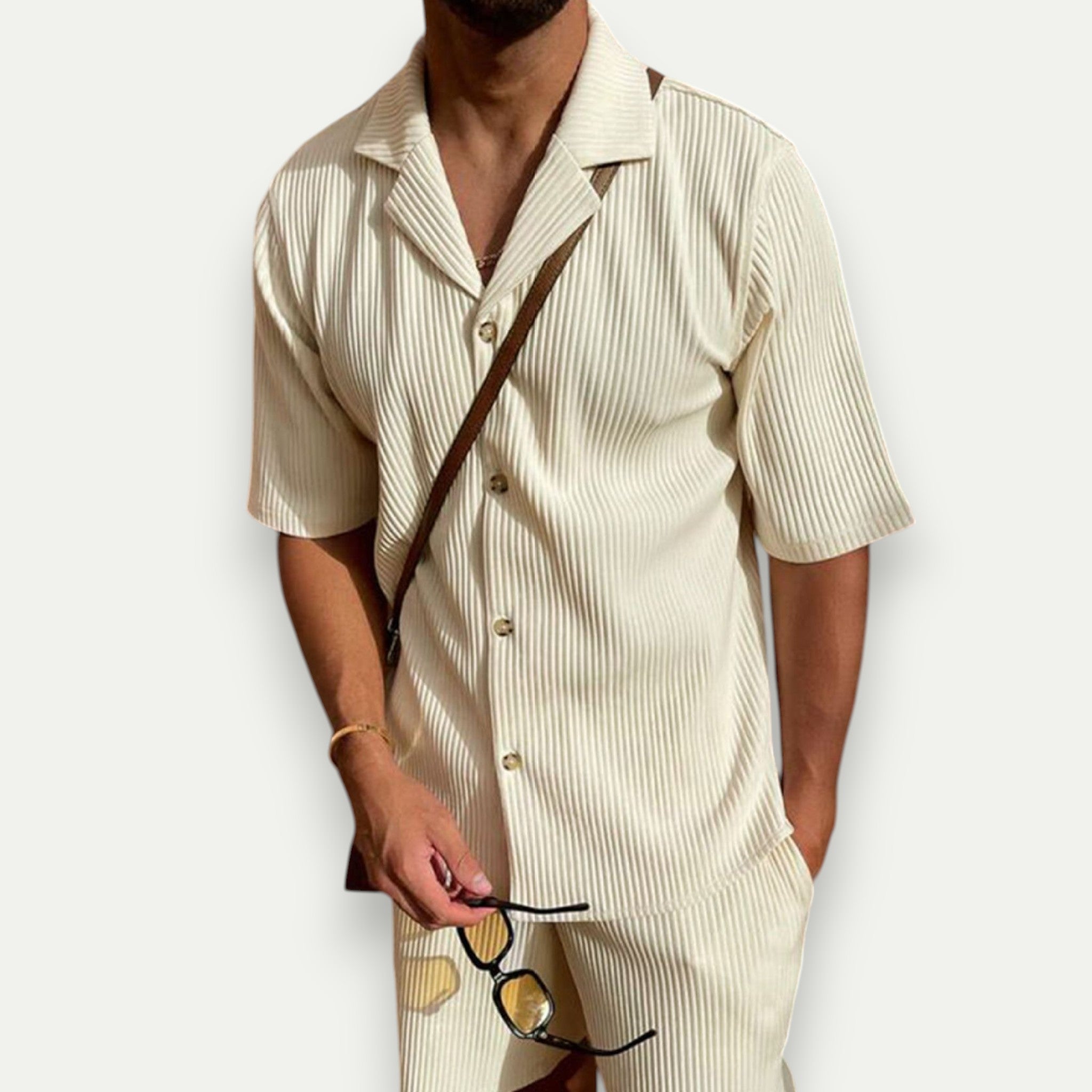 Stylish men's corduroy polo set by Azirado in beige with short sleeves and a relaxed fit